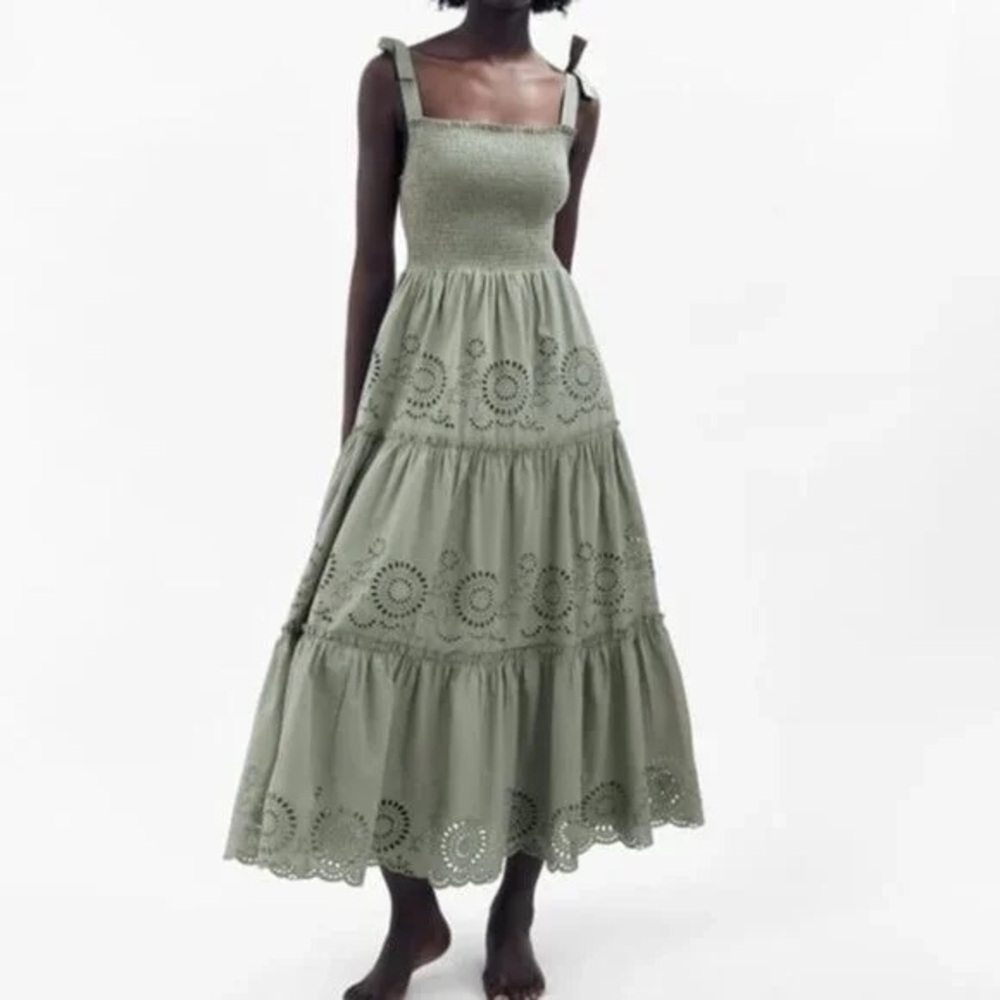 Zara Green  Cutout Embroidered Smocked Tie-Shoulder Midi Dress size XS